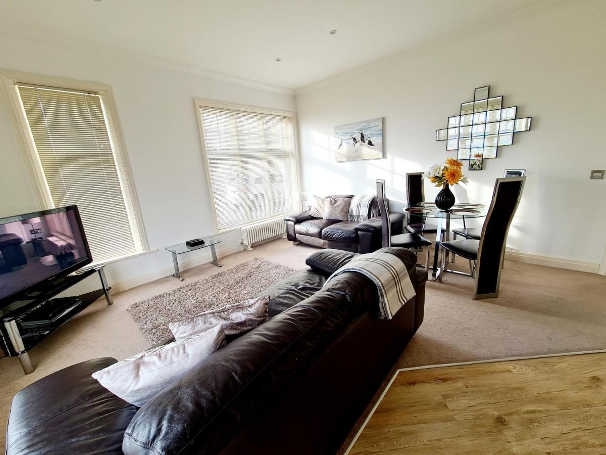 רמסגייט Vitamin Sea - Beachfront Apartment - Sleeps 4 מראה חיצוני תמונה